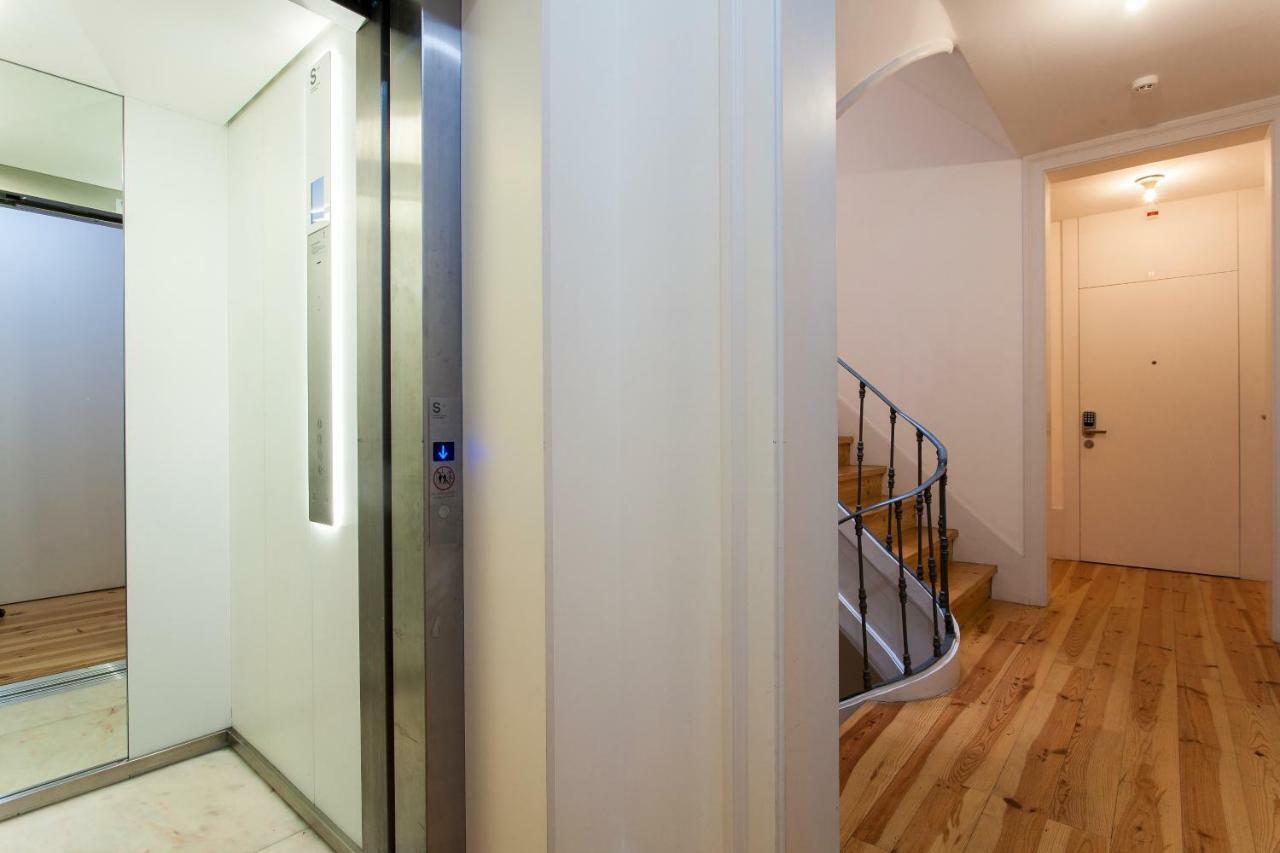 Lisbon Five Stars Apartments Combro 77 Eksteriør billede